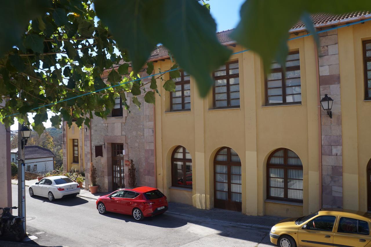 Hotel Rural El Valle Barruelo de Santullan Exterior photo