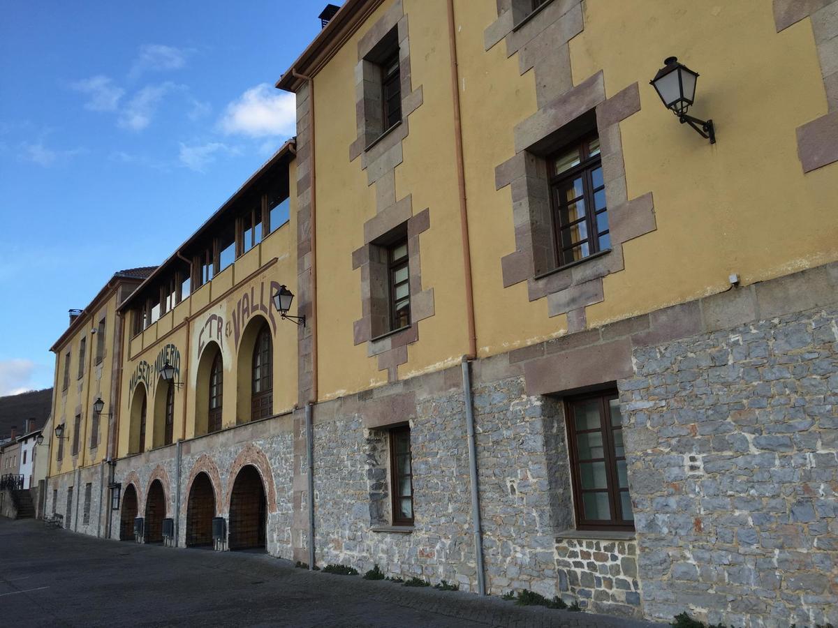 Hotel Rural El Valle Barruelo de Santullan Exterior photo